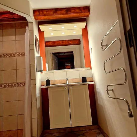 Kvaers Palads Kapselhotell